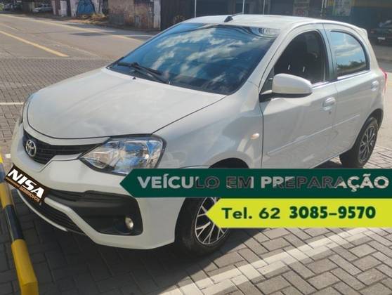 TOYOTA ETIOS 1.5 XS 16V FLEX 4P AUTOMÁTICO TOYOTA ETIOS 1.5 XS 16V FLEX 4P AUTOMÁTICO